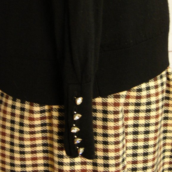 Black Knit Pull Over L/S Top with Rhinestones sleeve sleek light weight Medium - Picture 11 of 16